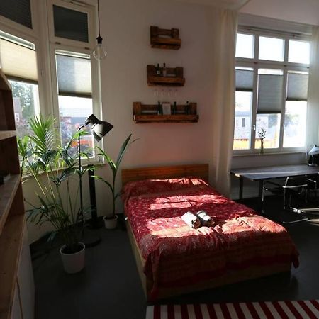 Apartmán Luftiges Upcycling Studio Im Eg - Zentral Berlín Exteriér fotografie